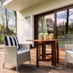 Windex 160 fl. oz. Blue Bottle Outdoor Glass Cleaner Sprayer and Outdoor Glass Cleaner Refill 336410